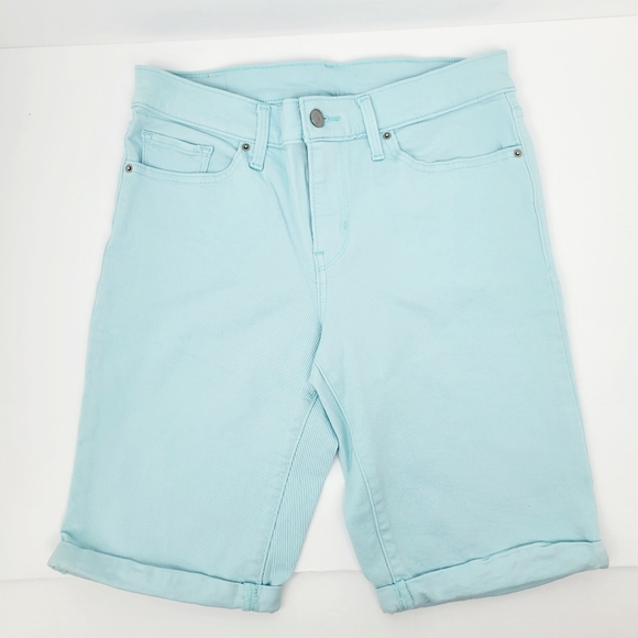 Levi's Capri Jeans - Picture 1 of 5